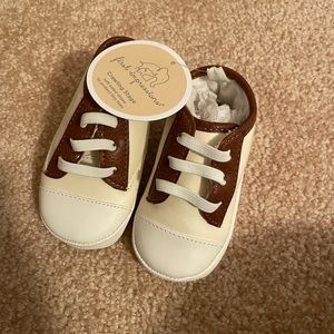 🆕 crib shoes